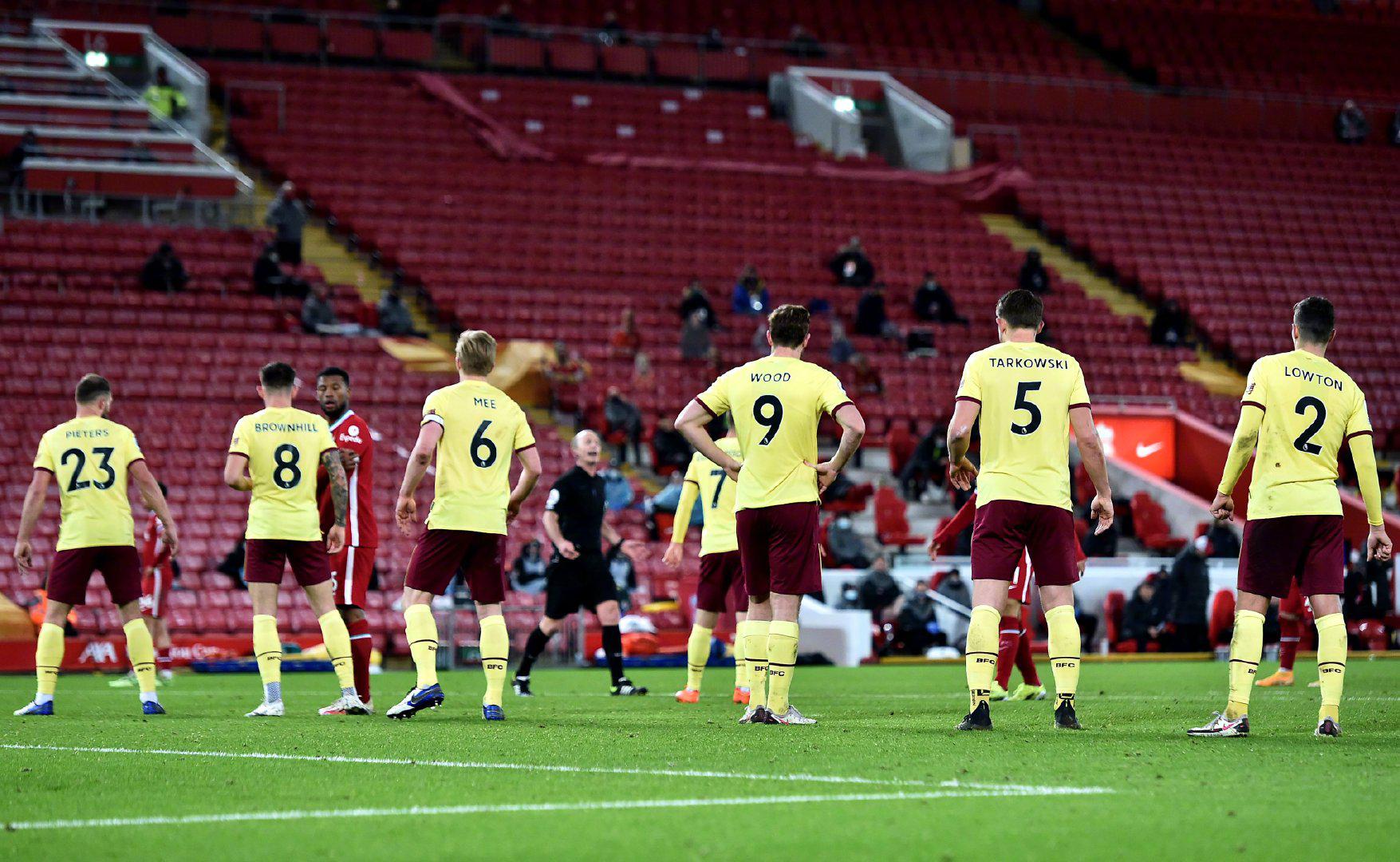 该俱乐部正 该俱乐部正